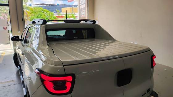 FIAT TORO 2.0 16V TURBO DIESEL ULTRA 4WD AT9 FIAT TORO 2.0 16V TURBO DIESEL ULTRA 4WD AT9